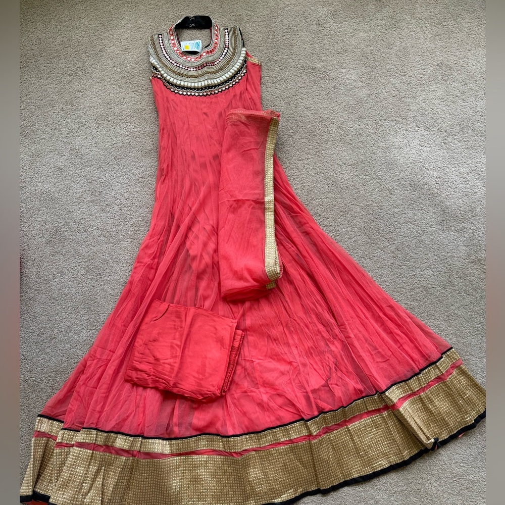 NEVER worn women’s pink anarkali dress